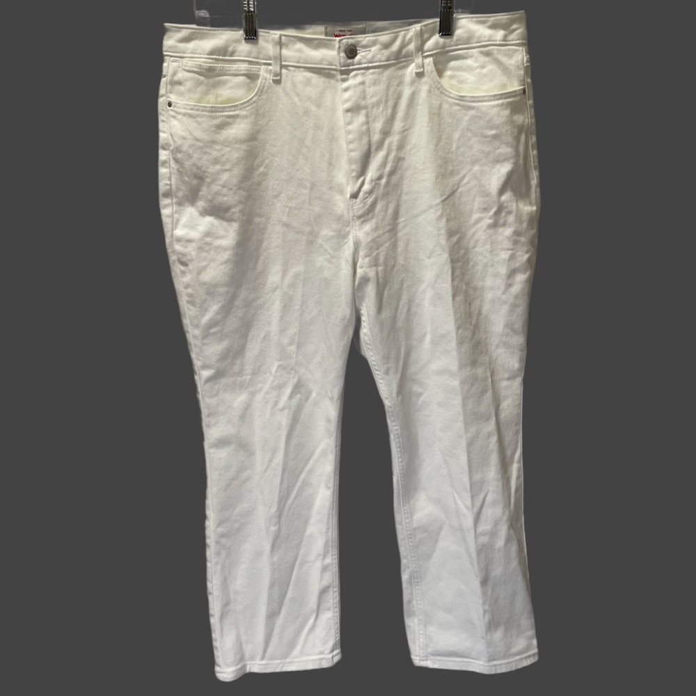 Wrangler Women's White High Rise Rodeo Straight Crop Jeans Size 16